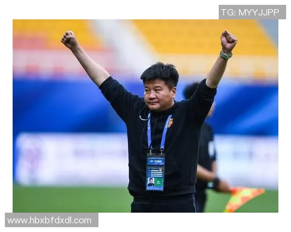 重庆足球队以57分高居大师赛积分榜首位展现强劲实力